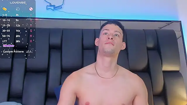 JadeSmiith  online show from 01.25.25