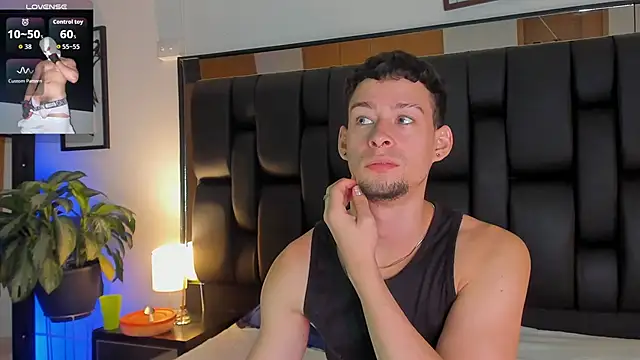 JadeSmiith  online show from 10.16.25