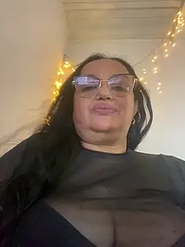 Gia Nahomi online show from 01.19.25