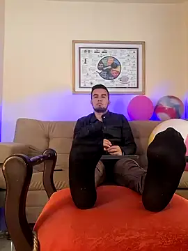 Snapshot of bradley_colt chatting on 01.10.25 bradley colt online show from 01.10.25