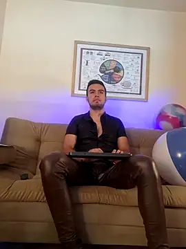 Snapshot of bradley_colt chatting on 01.15.25 bradley colt online show from 01.15.25