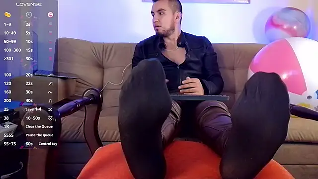 Snapshot of bradley_colt chatting on 02.02.25 bradley colt online show from 02.02.25