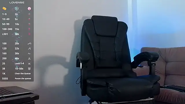 Snapshot of bradley_colt chatting on 03.14.25 bradley colt online show from 03.14.25