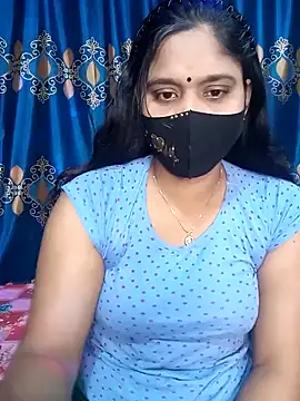 Snapshot of Hot_Maleka chatting on 01.20.25 Hot Maleka online show from 01.20.25