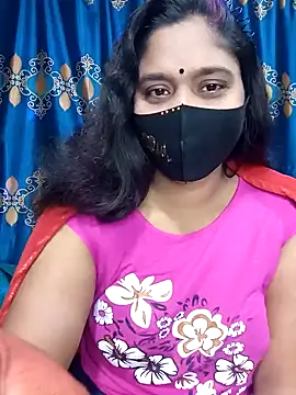Snapshot of Hot_Maleka chatting on 01.25.25 Hot Maleka online show from 01.25.25