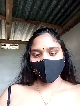 Snapshot of Hot_Maleka chatting on 02.02.25 Hot Maleka online show from 02.02.25