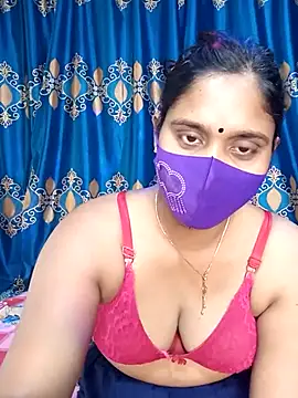Snapshot of Hot_Maleka chatting on 02.22.25 Hot Maleka online show from 02.22.25