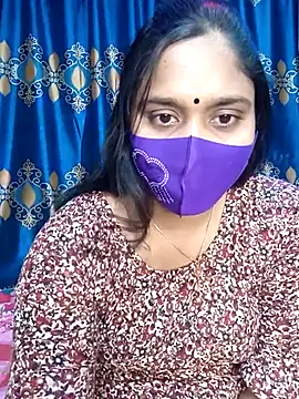Snapshot of Hot_Maleka chatting on 02.25.25 Hot Maleka online show from 02.25.25