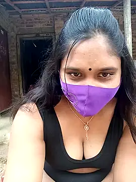 Snapshot of Hot_Maleka chatting on 02.26.25 Hot Maleka online show from 02.26.25