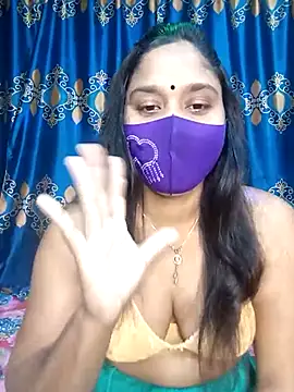 Snapshot of Hot_Maleka chatting on 03.04.25 Hot Maleka online show from 03.04.25