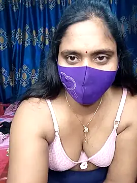 Snapshot of Hot_Maleka chatting on 03.14.25 Hot Maleka online show from 03.14.25