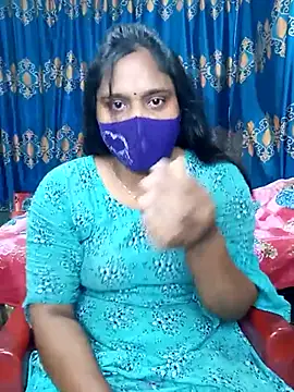 Snapshot of Hot_Maleka chatting on 03.16.25 Hot Maleka online show from 03.16.25