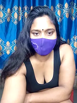 Snapshot of Hot_Maleka chatting on 03.20.25 Hot Maleka online show from 03.20.25
