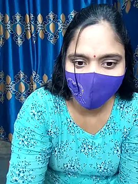 Snapshot of Hot_Maleka chatting on 03.21.25 Hot Maleka online show from 03.21.25