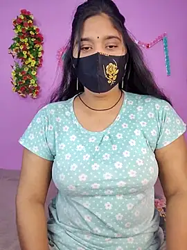 Hot Maleka online show from 12.20.25