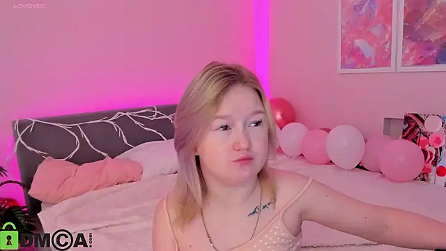 Sara Robinson online show from 10.05.25