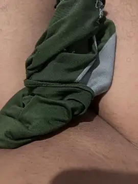 Yolngg online show from 10.12.25