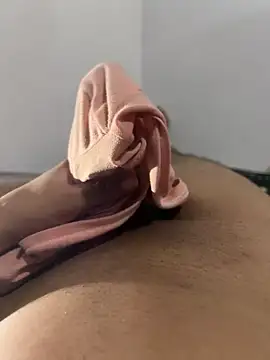 Yolngg online show from 10.13.25