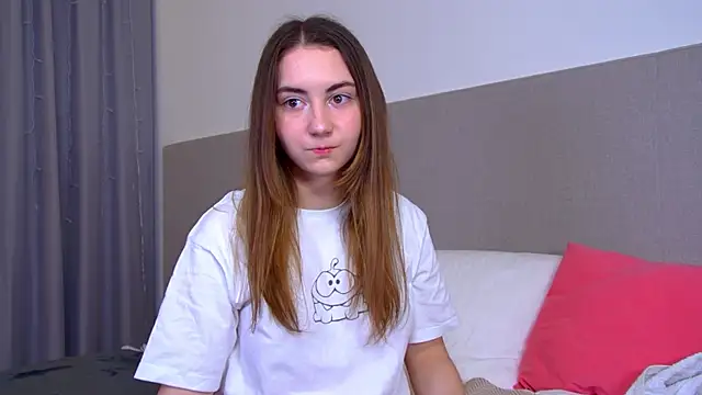 Snapshot of AmaliaLambert chatting on 01.18.25 AmaliaLambert online show from 01.18.25