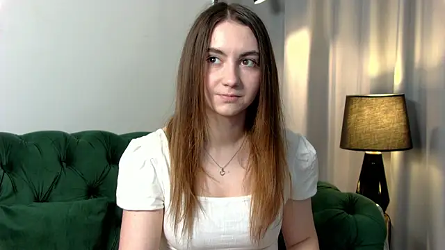 Snapshot of AmaliaLambert chatting on 03.12.25 AmaliaLambert online show from 03.12.25