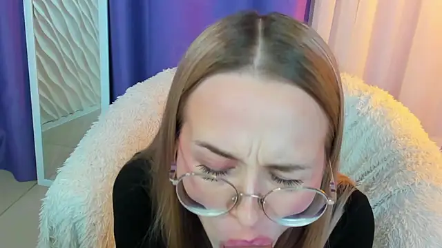 Tiffanyhunt online show from 12.11.24