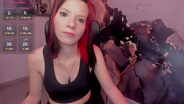 Snapshot of DanaaRey chatting on 03.11.25 DanaaRey online show from 03.11.25