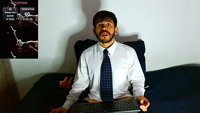 Snapshot of Mercury_muscle chatting on 09.22.25 Mercury muscle online show from 09.22.25