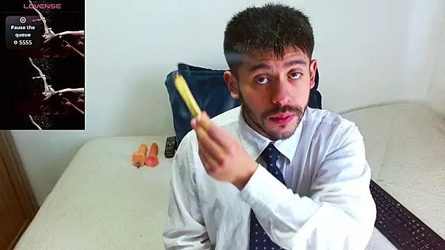 Snapshot of Mercury_muscle chatting on 10.05.25 Mercury muscle online show from 10.05.25