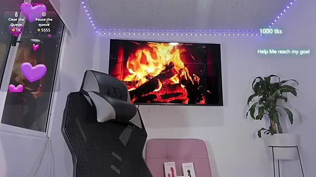 emily palmeer online show from 10.25.25