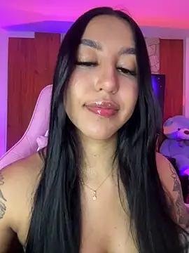 Tamara Roberts1 online show from 03.25.26