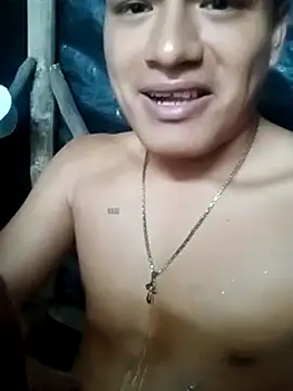 Snapshot of Huebolocko chatting on 02.19.25 Huebolocko online show from 02.19.25