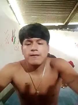 Snapshot of Huebolocko chatting on 03.05.25 Huebolocko online show from 03.05.25