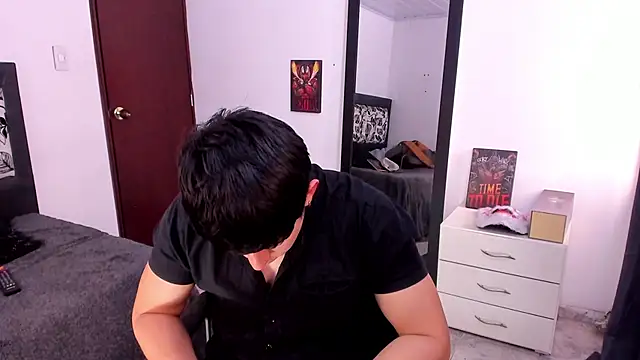 Snapshot of setsuna10 chatting on 02.07.25 setsuna10 online show from 02.07.25