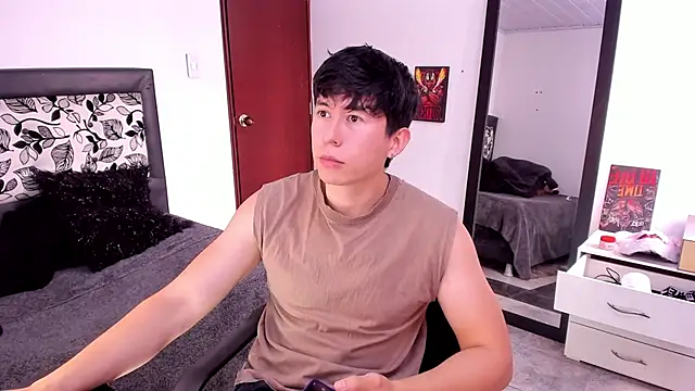 Snapshot of setsuna10 chatting on 02.18.25 setsuna10 online show from 02.18.25