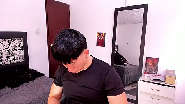 Snapshot of setsuna10 chatting on 02.25.25 setsuna10 online show from 02.25.25