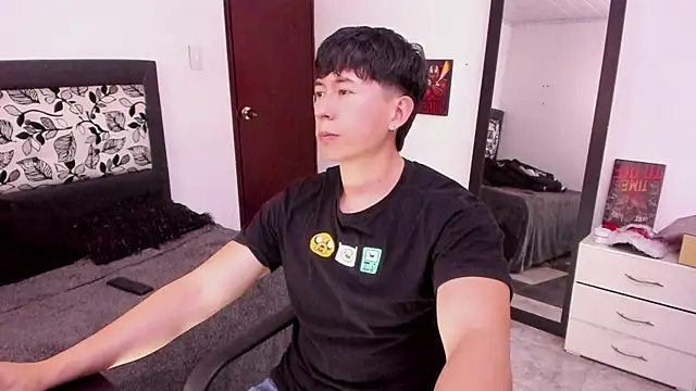 Snapshot of setsuna10 chatting on 02.28.25 setsuna10 online show from 02.28.25