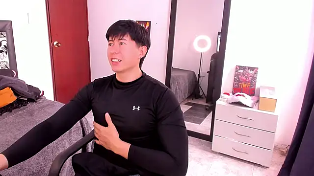 Snapshot of setsuna10 chatting on 03.13.25 setsuna10 online show from 03.13.25