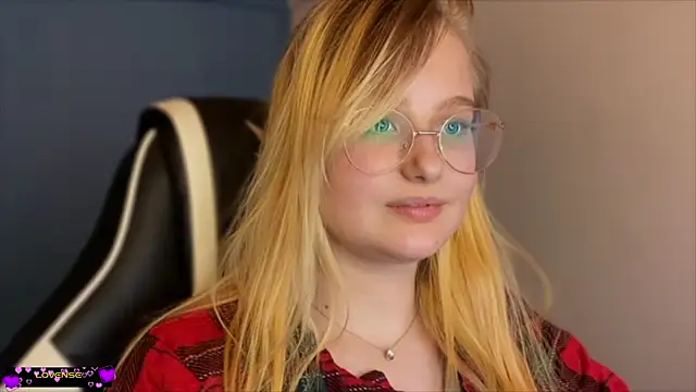 JacyWinslat online show from 02.21.25