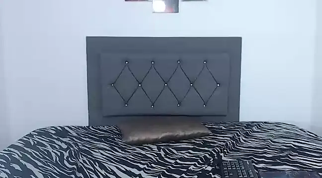 stefidolllatina online show from 12.27.24
