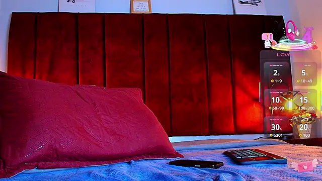 Snapshot of NeoRaptis chatting on 10.27.25 NeoRaptis online show from 10.27.25