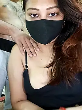 Snapshot of Cute-mona chatting on 01.24.25 Cute-mona online show from 01.24.25