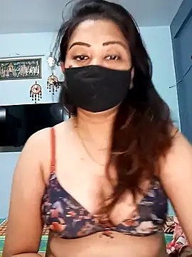 Snapshot of Cute-mona chatting on 02.12.25 Cute-mona online show from 02.12.25