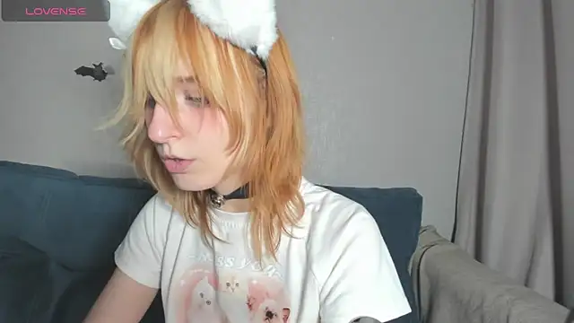 Snapshot of Little_Chips chatting on 01.30.25 Little Chips online show from 01.30.25
