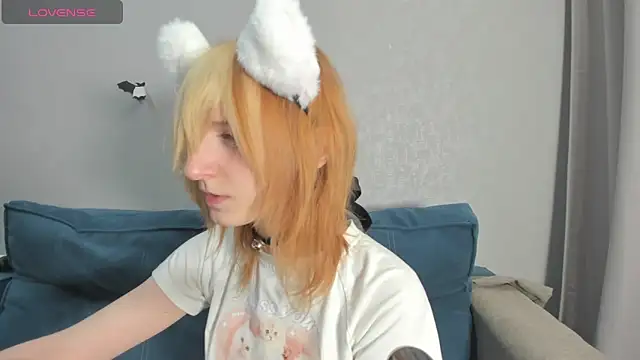 Snapshot of Little_Chips chatting on 02.02.25 Little Chips online show from 02.02.25