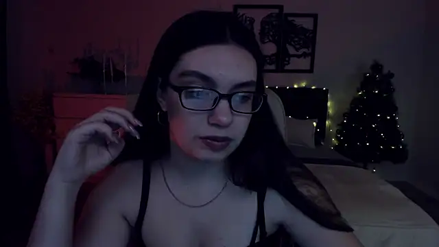 DaniellaLovely online show from 12.10.24