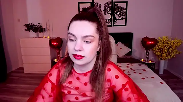 DaniellaLovely online show from 02.13.25