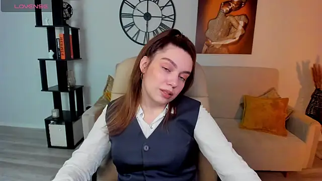 DaniellaLovely online show from 03.07.25