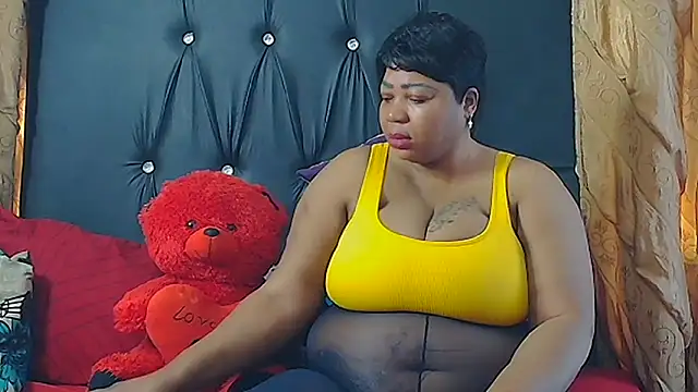 HUMONGUOUSTITSS online show from 09.15.25