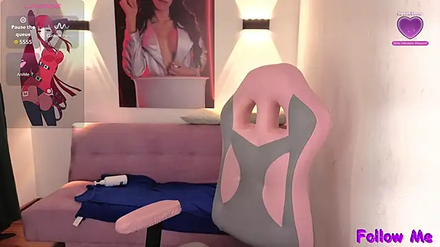 Snapshot of vittorialombardi__ chatting on 10.26.25 vittorialombardi   online show from 10.26.25