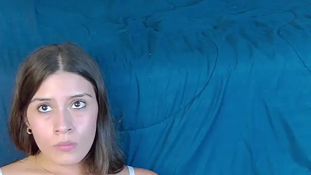 zoee moretti online show from 02.01.25